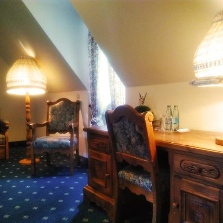 Spundloch- Das Hotel & Weinrestaurant Veitshöchheim Eksteriør billede