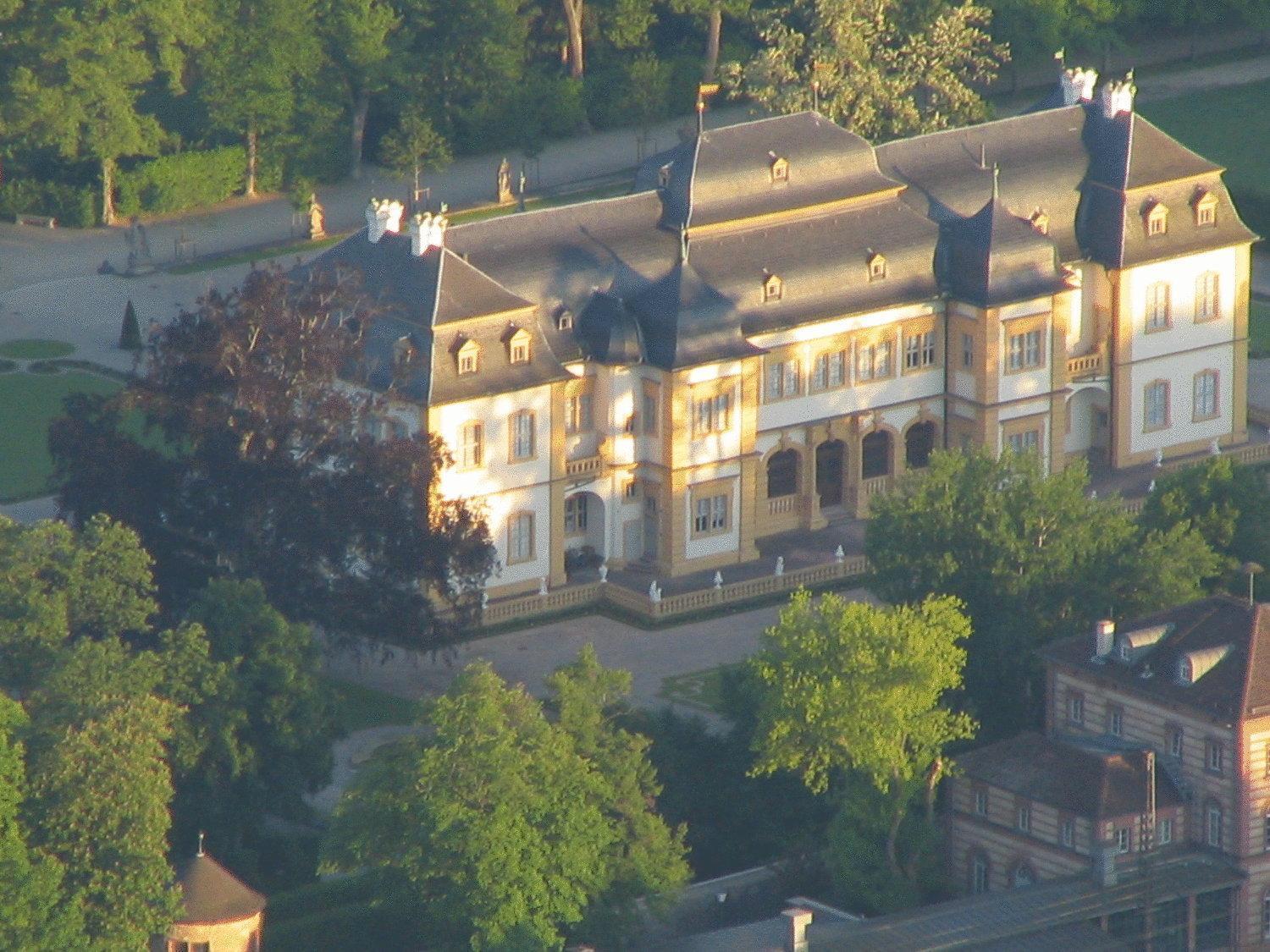 Spundloch- Das Hotel & Weinrestaurant Veitshöchheim Eksteriør billede