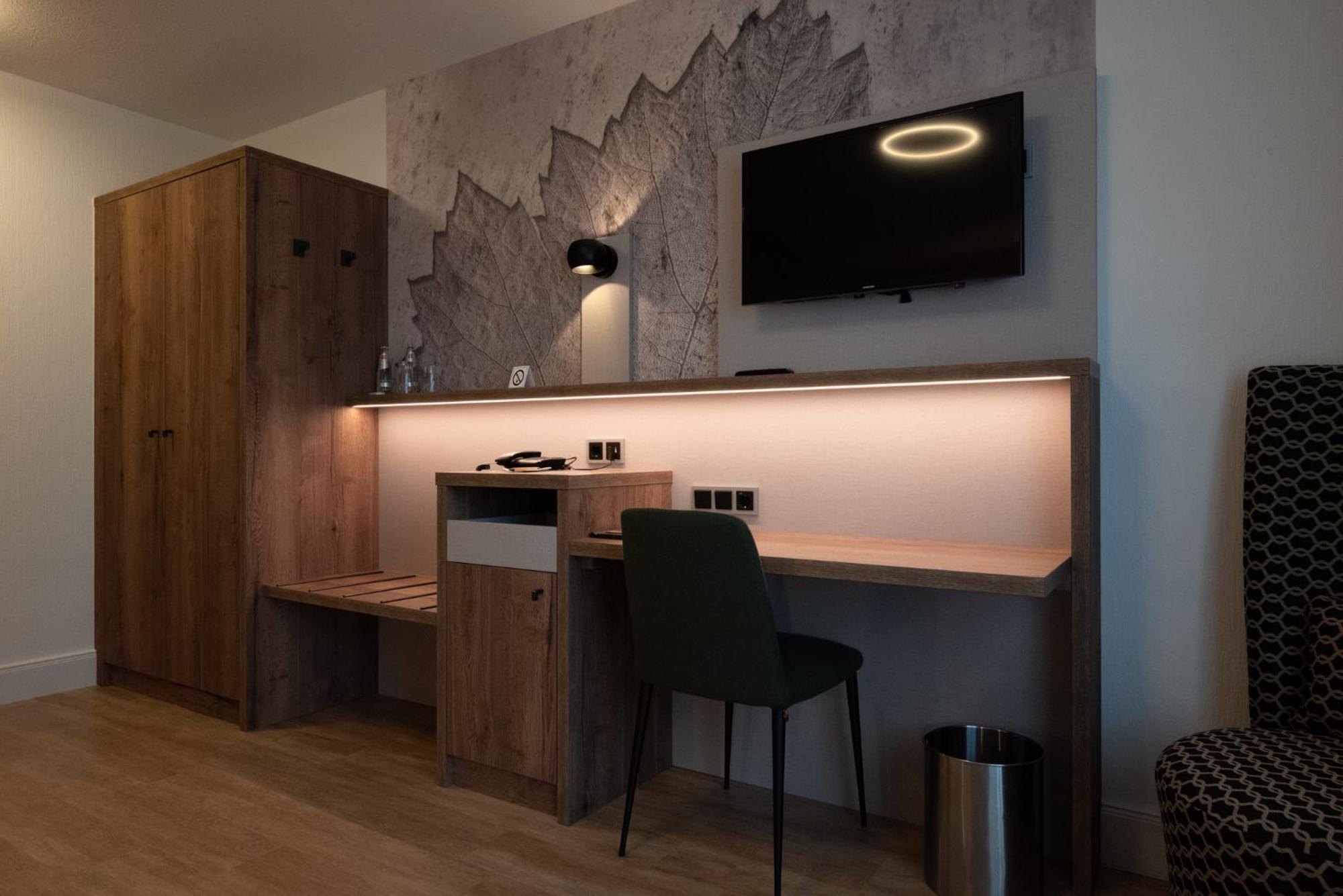 Spundloch- Das Hotel & Weinrestaurant Veitshöchheim Eksteriør billede